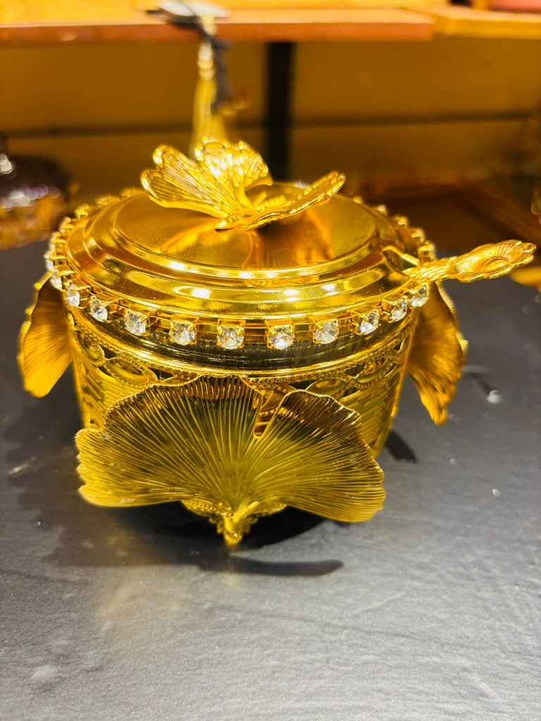 سكرية ذهبية 18