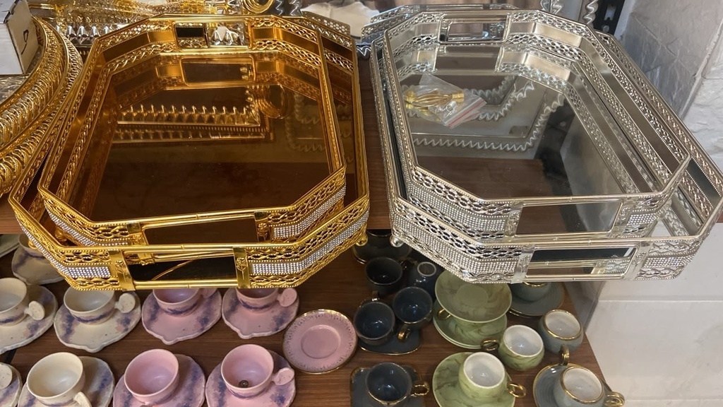طقم صواني ١٧٠٠