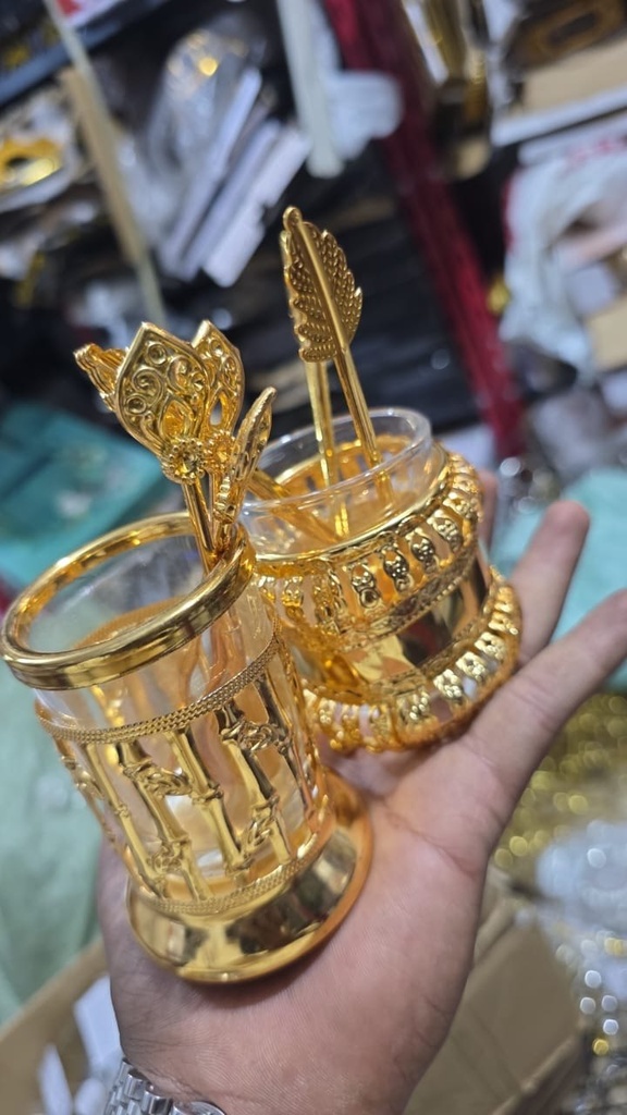 حامل معالق كباية فاخر ذهبي