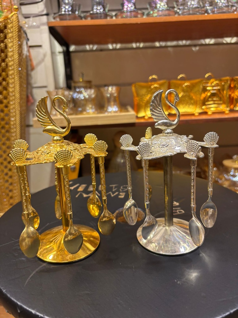 حامل معالق ساقية