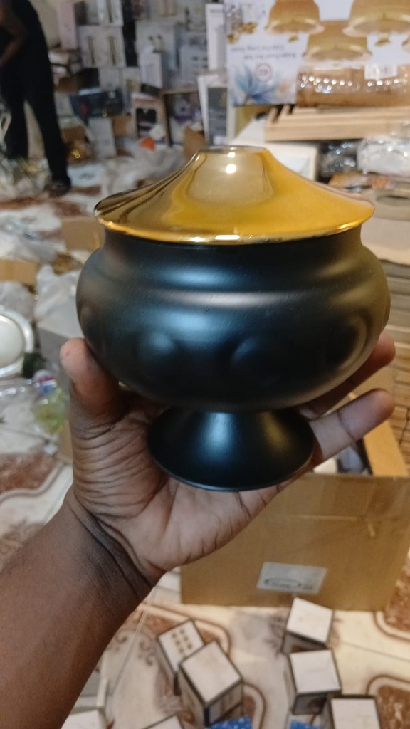 تمرية اسود برزر صغير