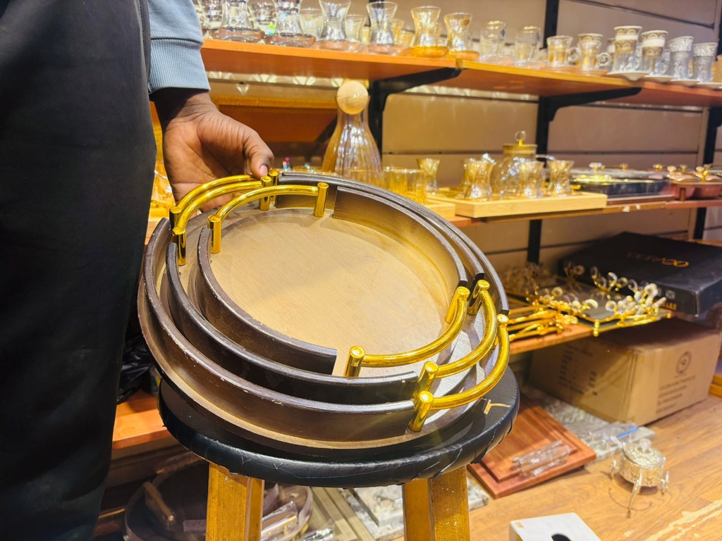 صواني خشب 3 قطع بني